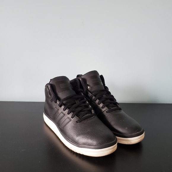 Adidas High Tops with Fit Foam - Picture 1 of 2